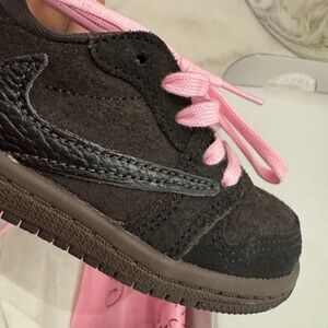 Retro Jordan Travis Scott 6